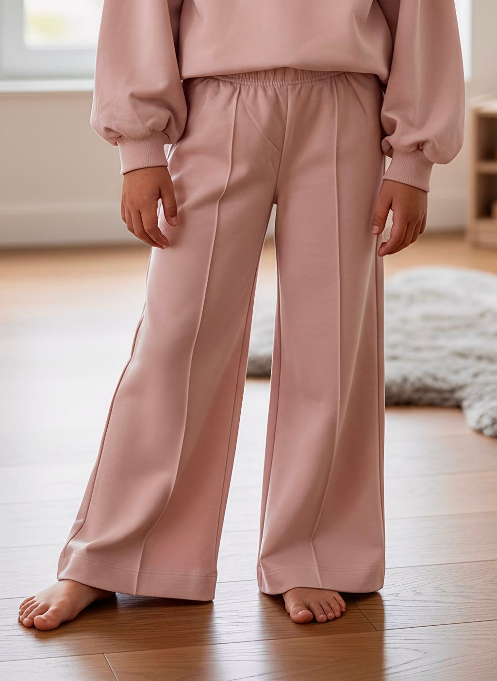 Široki donji deo - puder roze