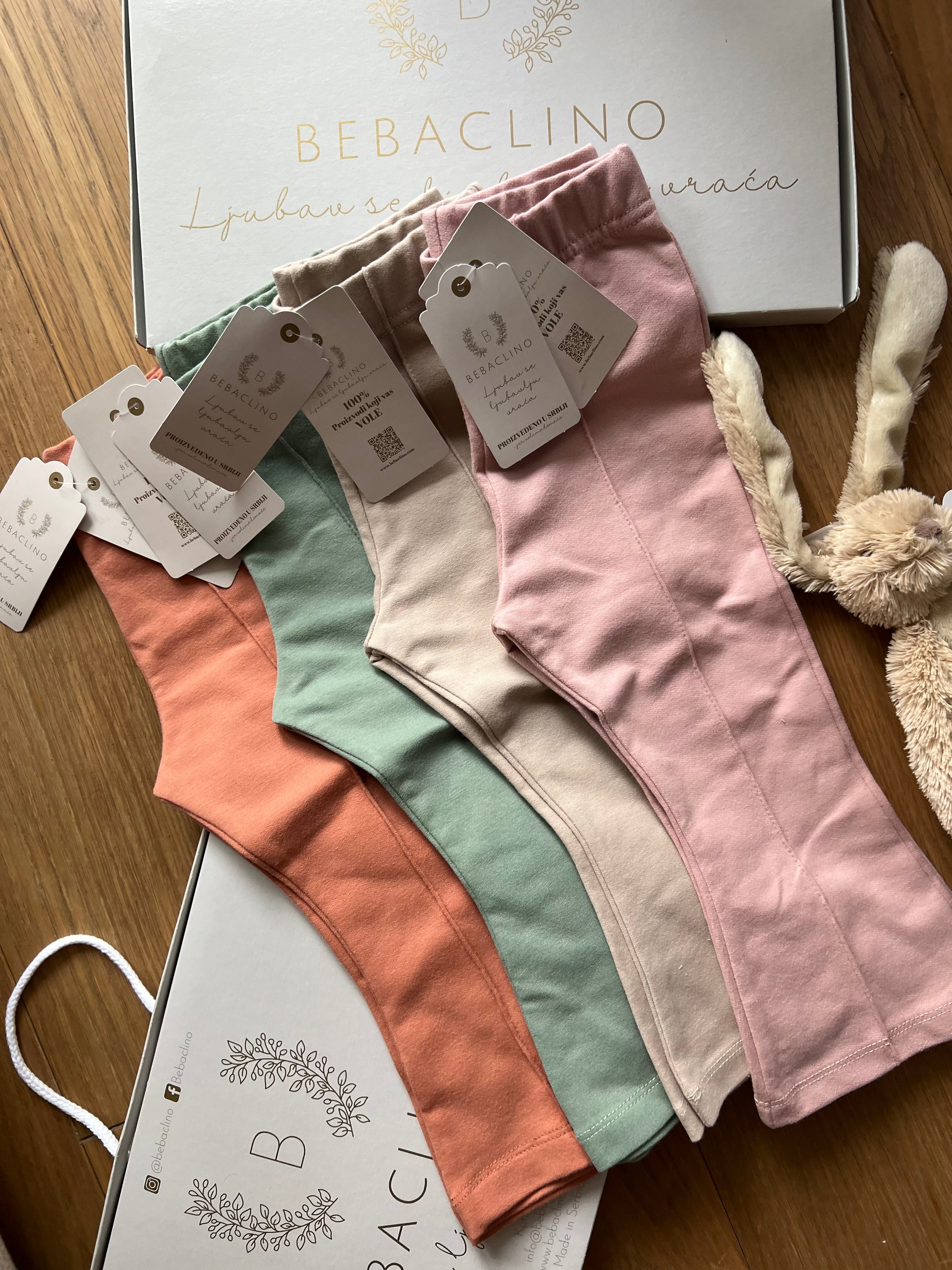 Helanke zvonaste - puder roze