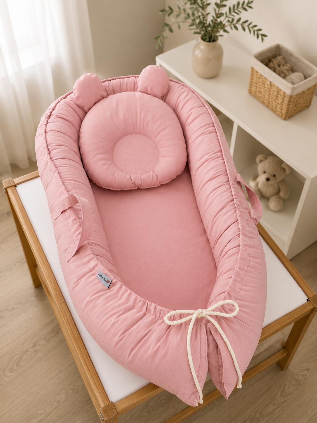 GNEZDO ZA BEBE  - Premium puder roze