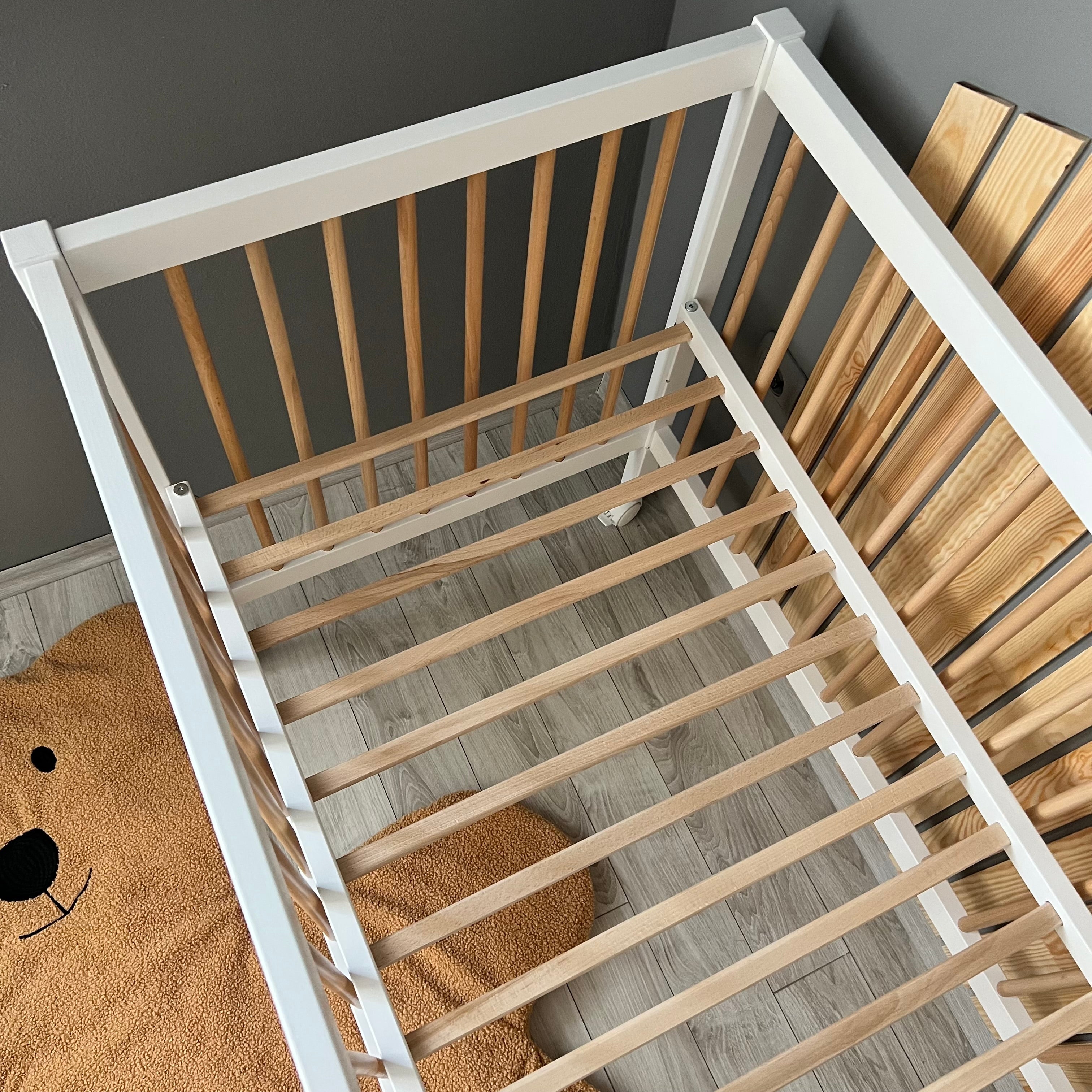 КРОВАТЬ С ТРЕМЯ ВЫСОТОМ МАТРАСА