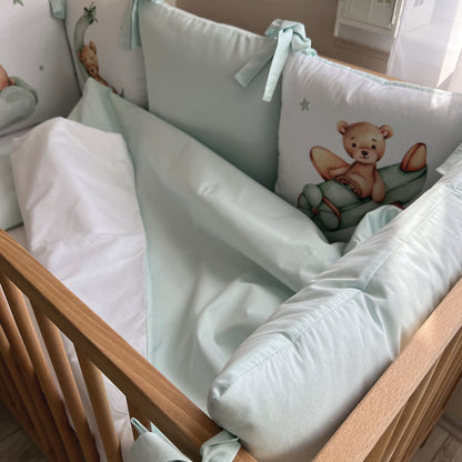 CRIB BEDDING SET